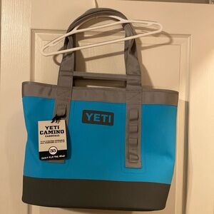 Yeti Camino Carryall 35